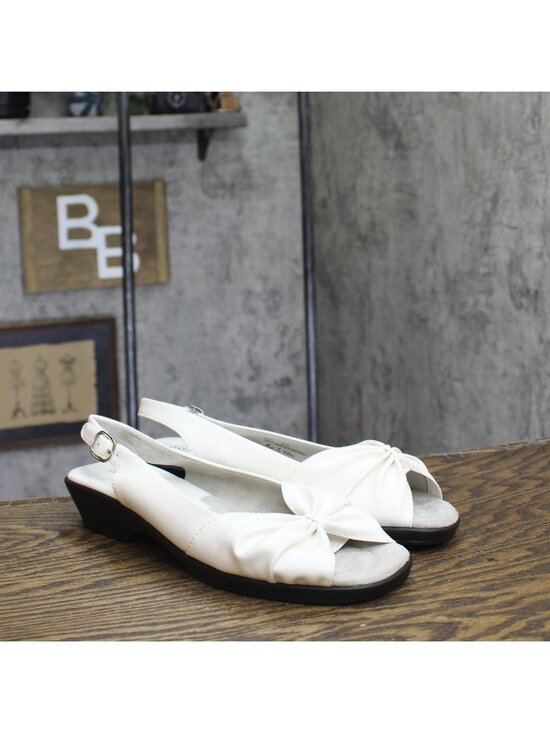 Easy Street Shoes - Easy Street Womens Low Block Heel Open Toe Fantasia Dress Sandals White 9W